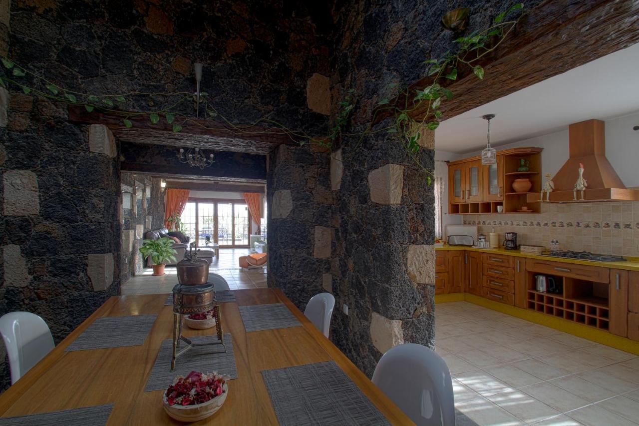 Villa Los Volcanes El Charco  Екстер'єр фото