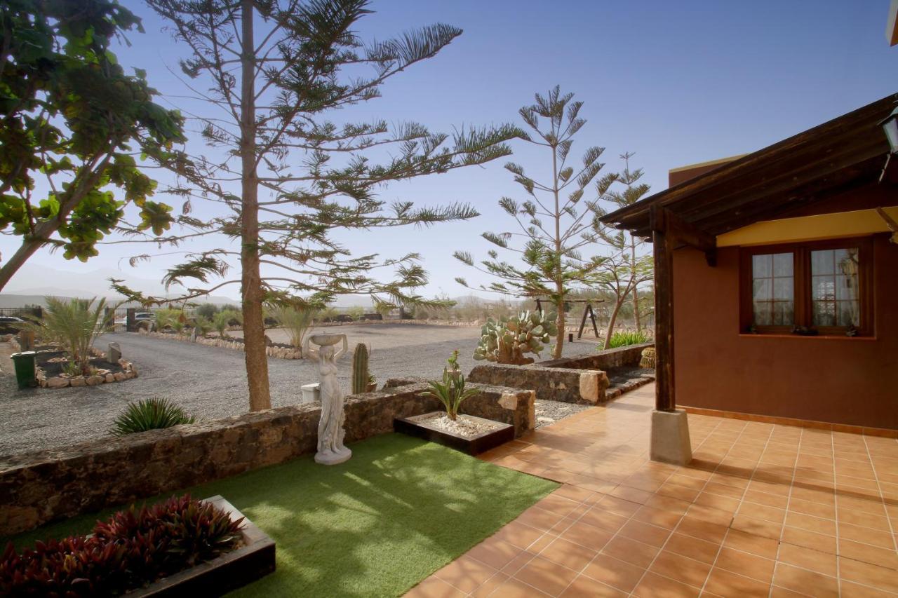 Villa Los Volcanes El Charco  Екстер'єр фото