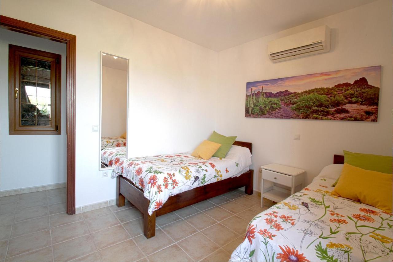 Villa Los Volcanes El Charco  Екстер'єр фото
